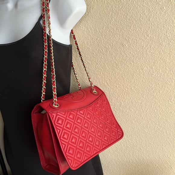 Tory Burch Handbags - TORY BURCH MED quilted FLEMING Bag